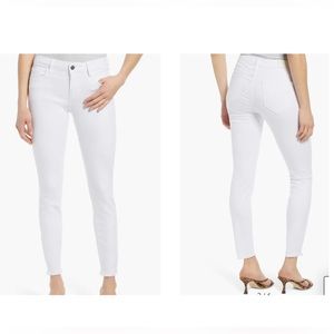 HIDDEN LA Clean Fray Hem Skinny Jeans